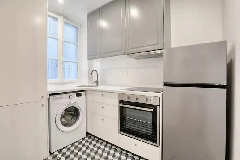 Chapelle - Appartement Familial Au Centre De פריז צרפת