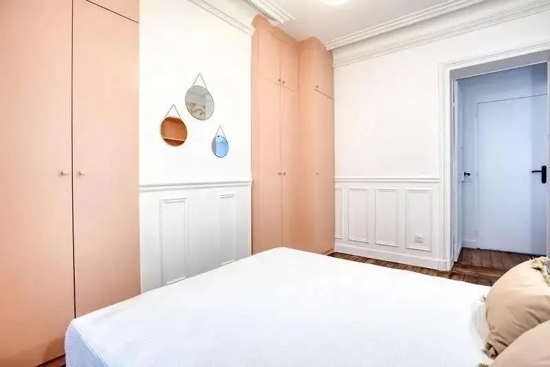 דירה Chapelle - Appartement Familial Au Centre De פריז צרפת